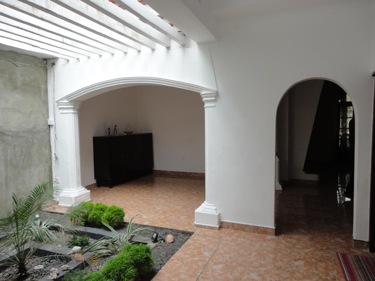 Villa De Rosh Ettukala Extérieur photo