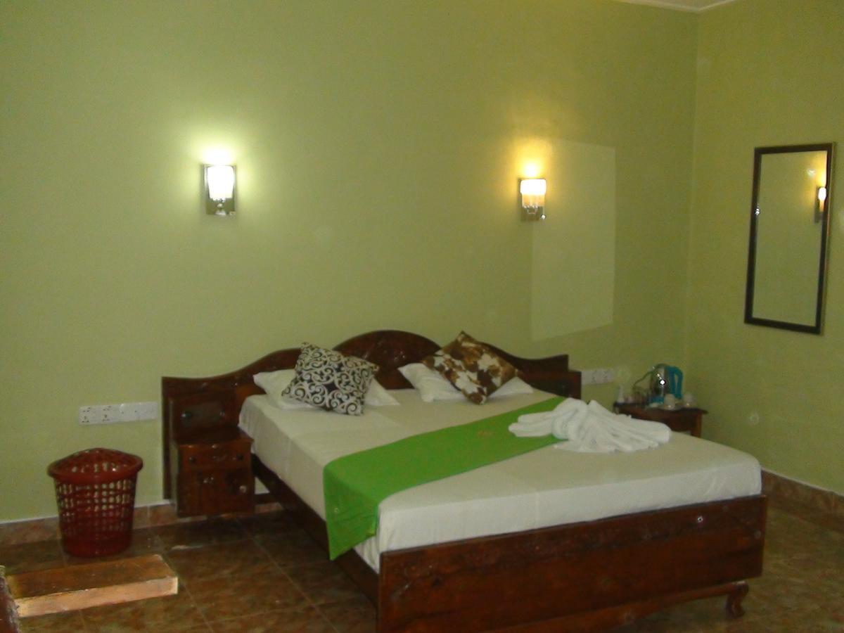 Villa De Rosh Ettukala Extérieur photo